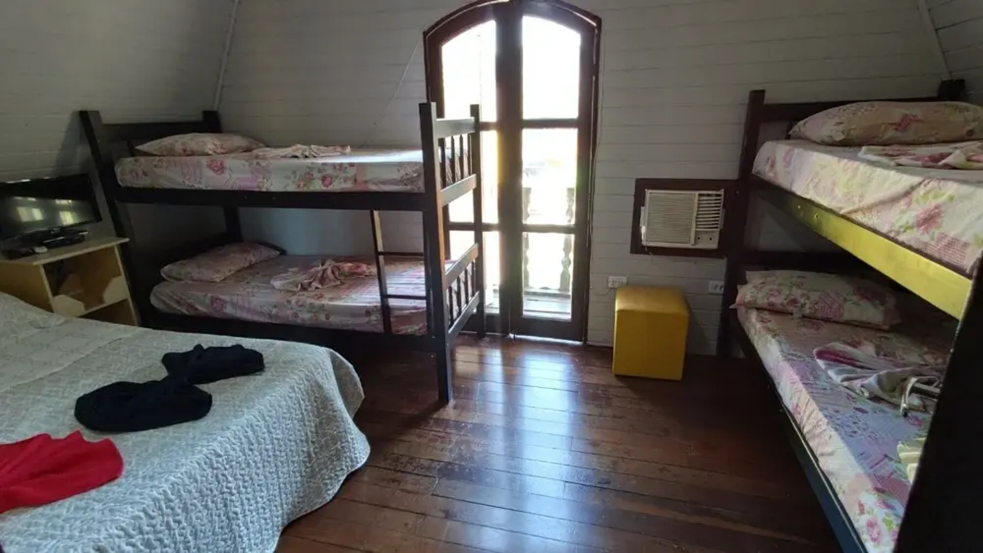 Pousada Alojaki Hostel