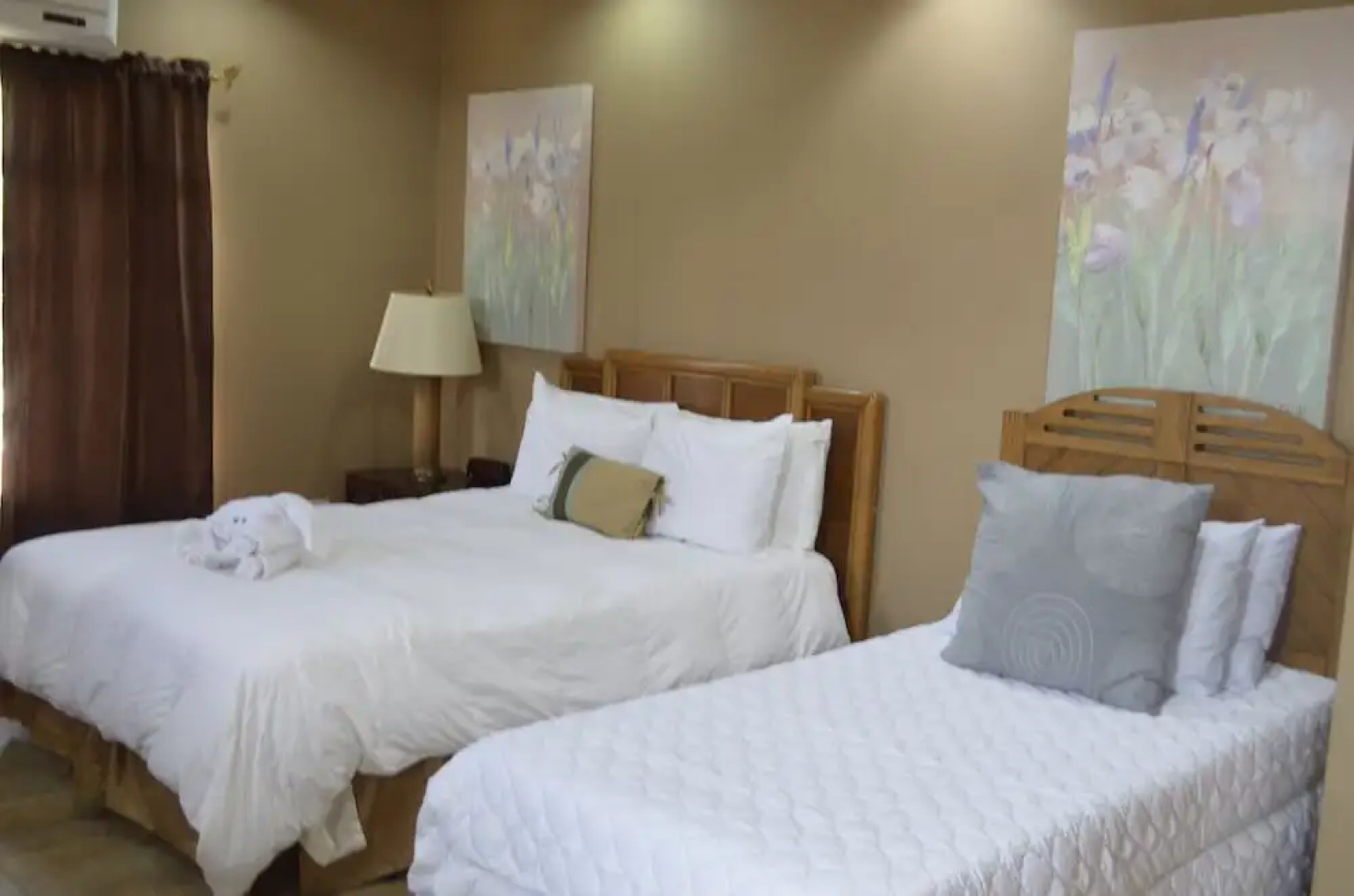 GM Suites Bed & Breakfast