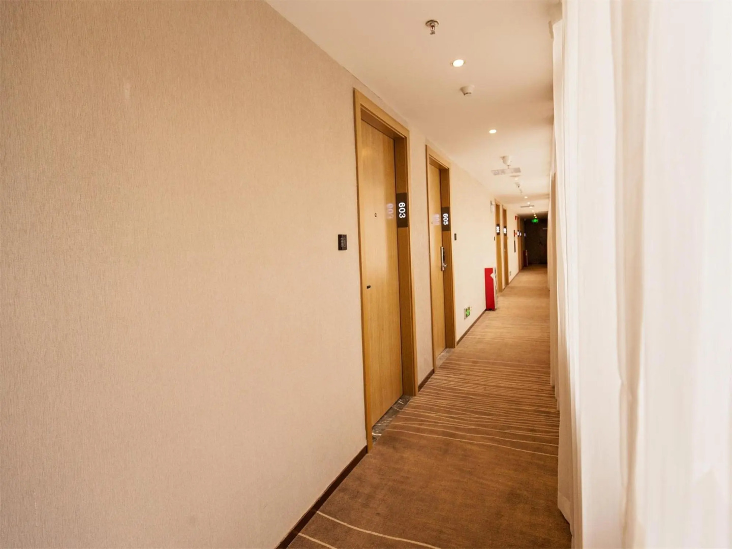 XingHe Hotel East Railway Branch