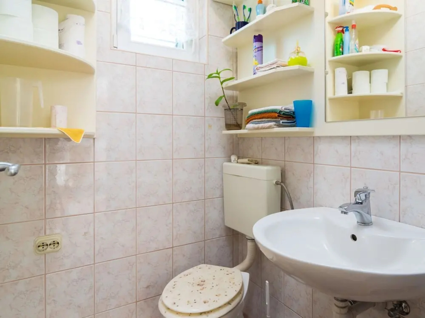 Aesthetic Holiday Home in Plano With Private Terrace