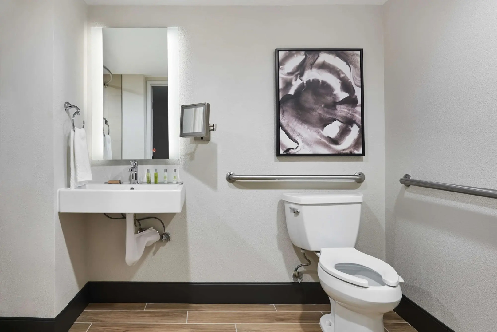 DoubleTree by Hilton Fullerton