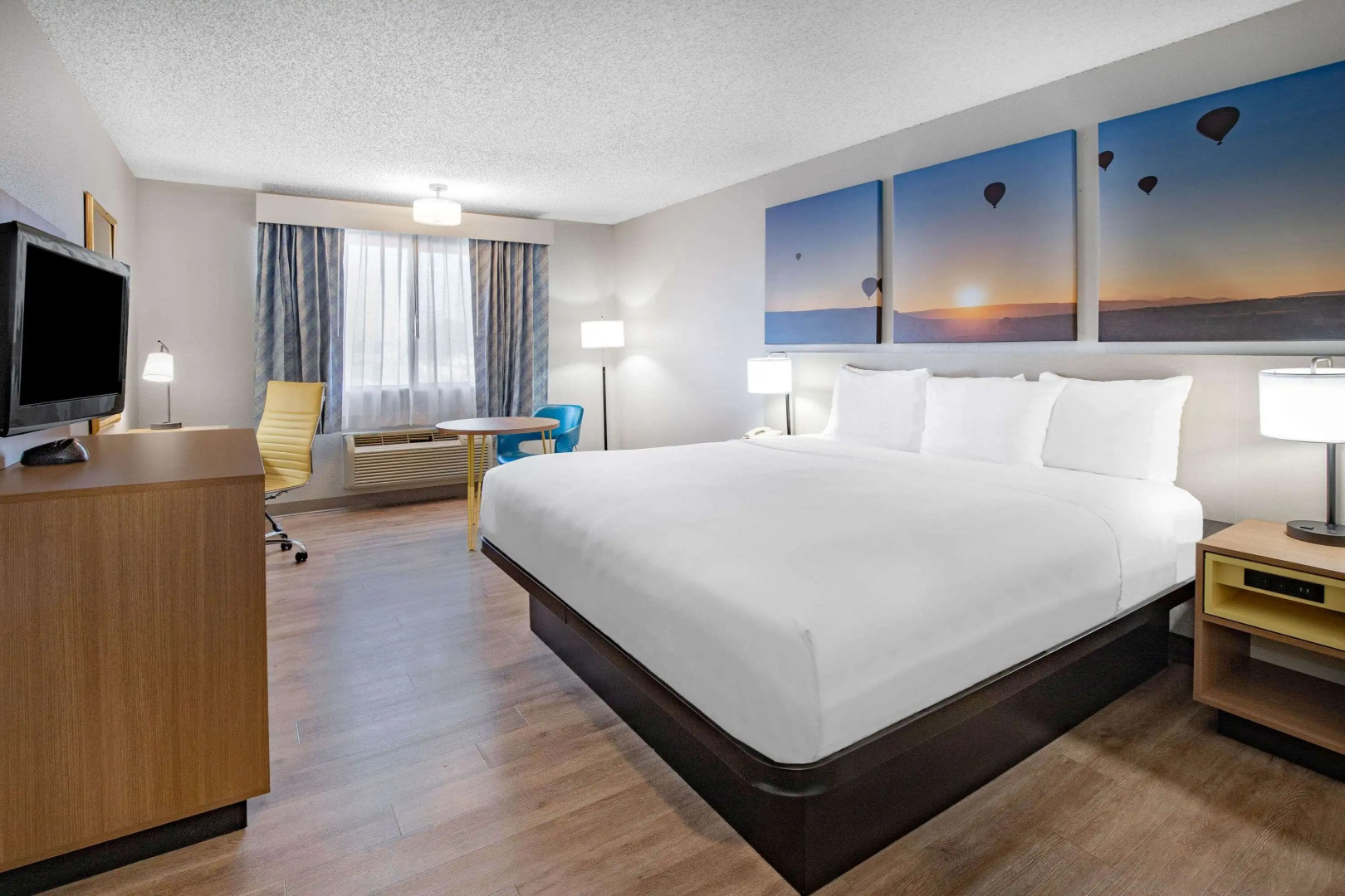 Days Inn by Wyndham Bernalillo
