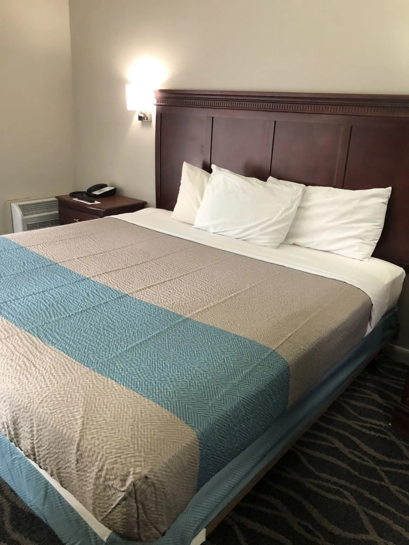 Motel 6 Shartlesville, PA