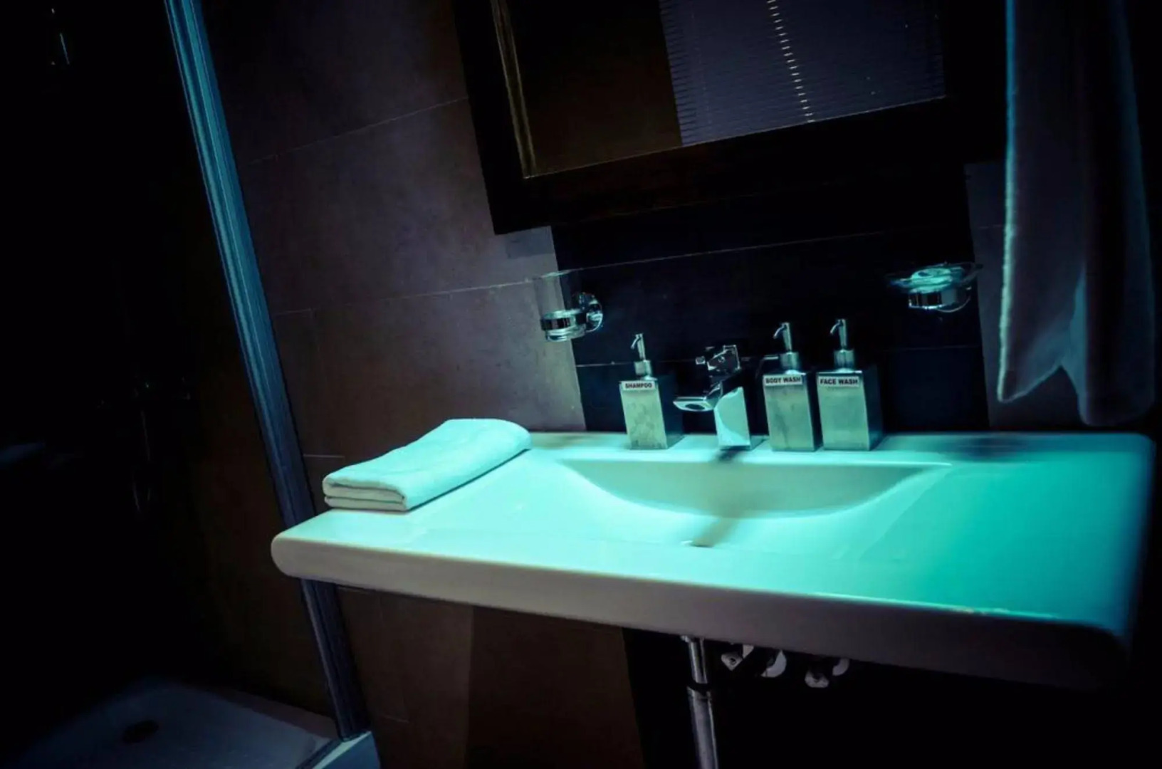 Hotel Cockpit Airport Reach