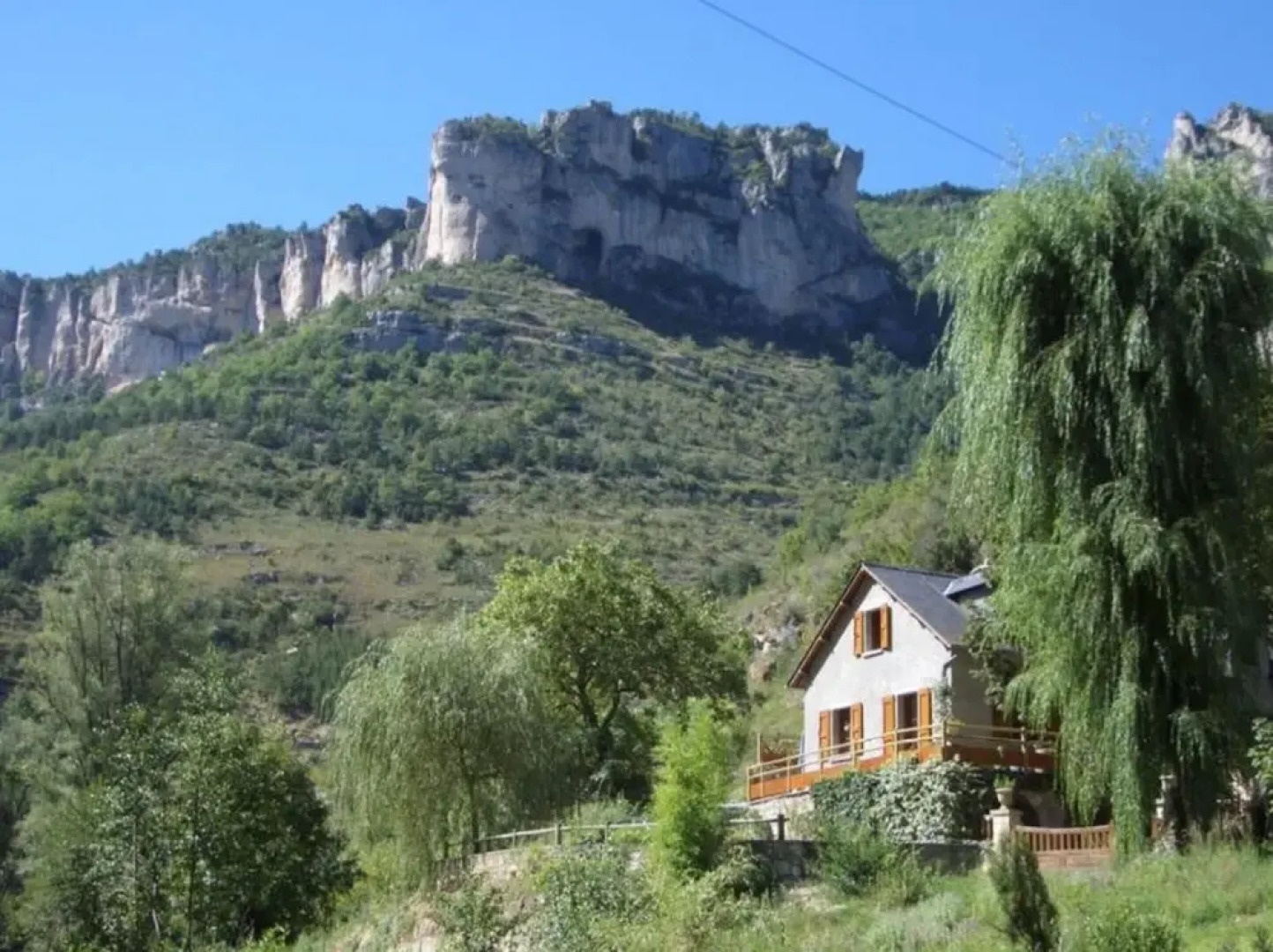 Villa With 4 Bedrooms In Saint-pierre-des-tripiers, With Wonderful Lake View, Private Pool, Furnished Garden - 41 Km From The Slopes