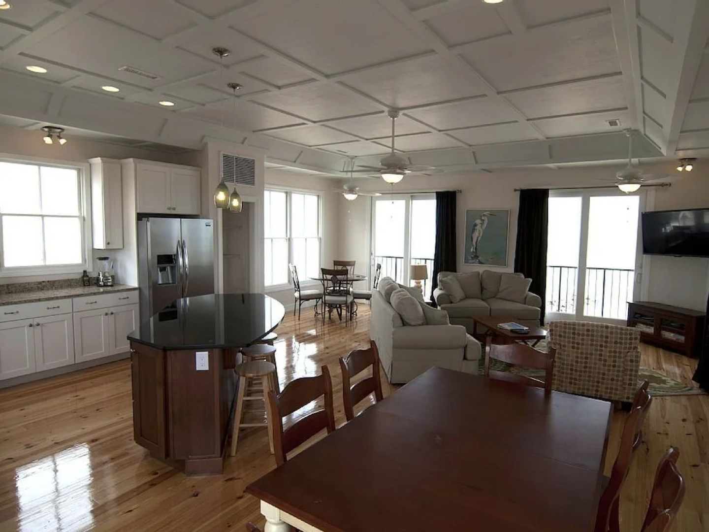 Moontide - 5 Br home by RedAwning