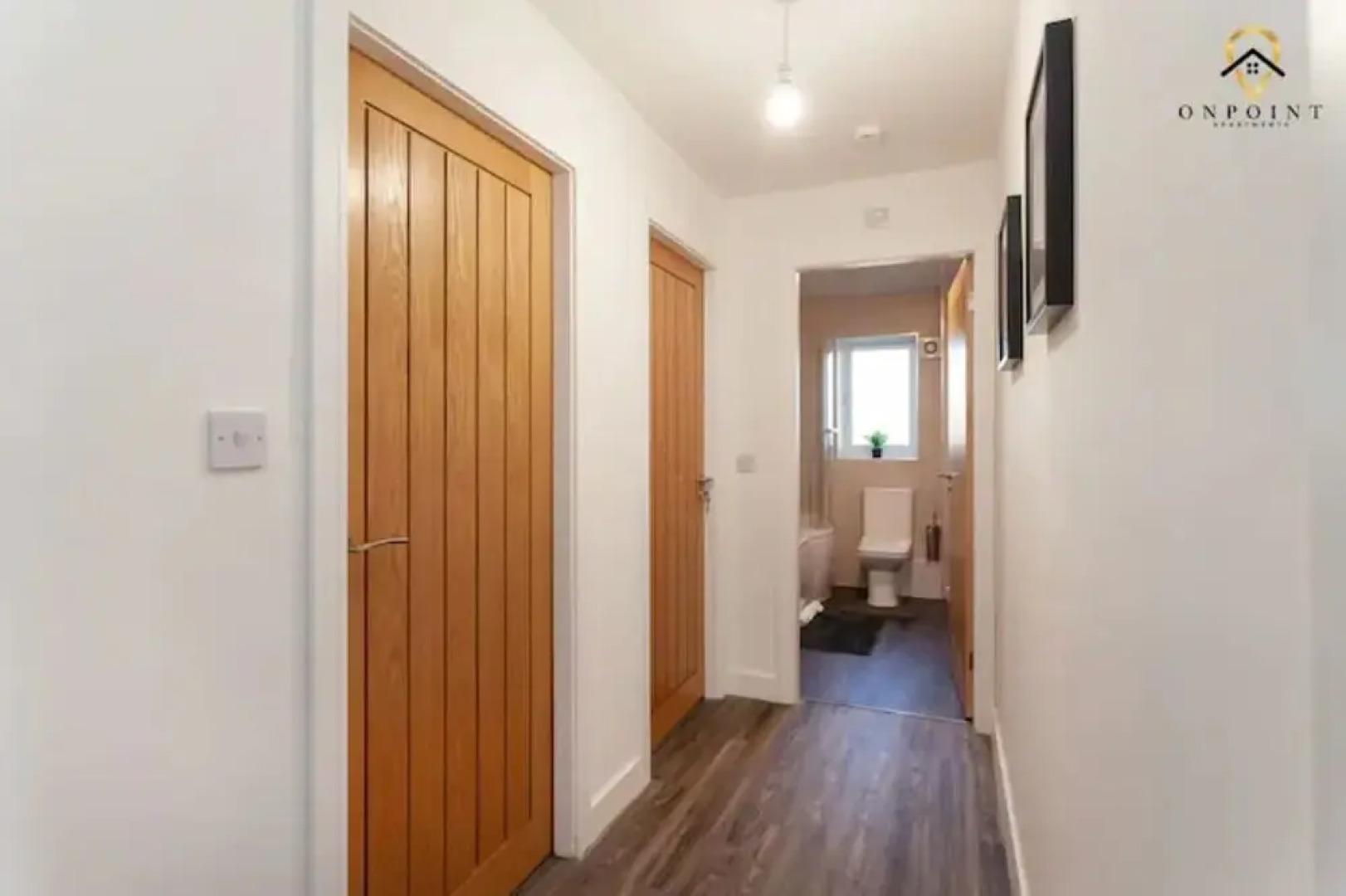 Modern 3-Storey Apartment & Free Parking