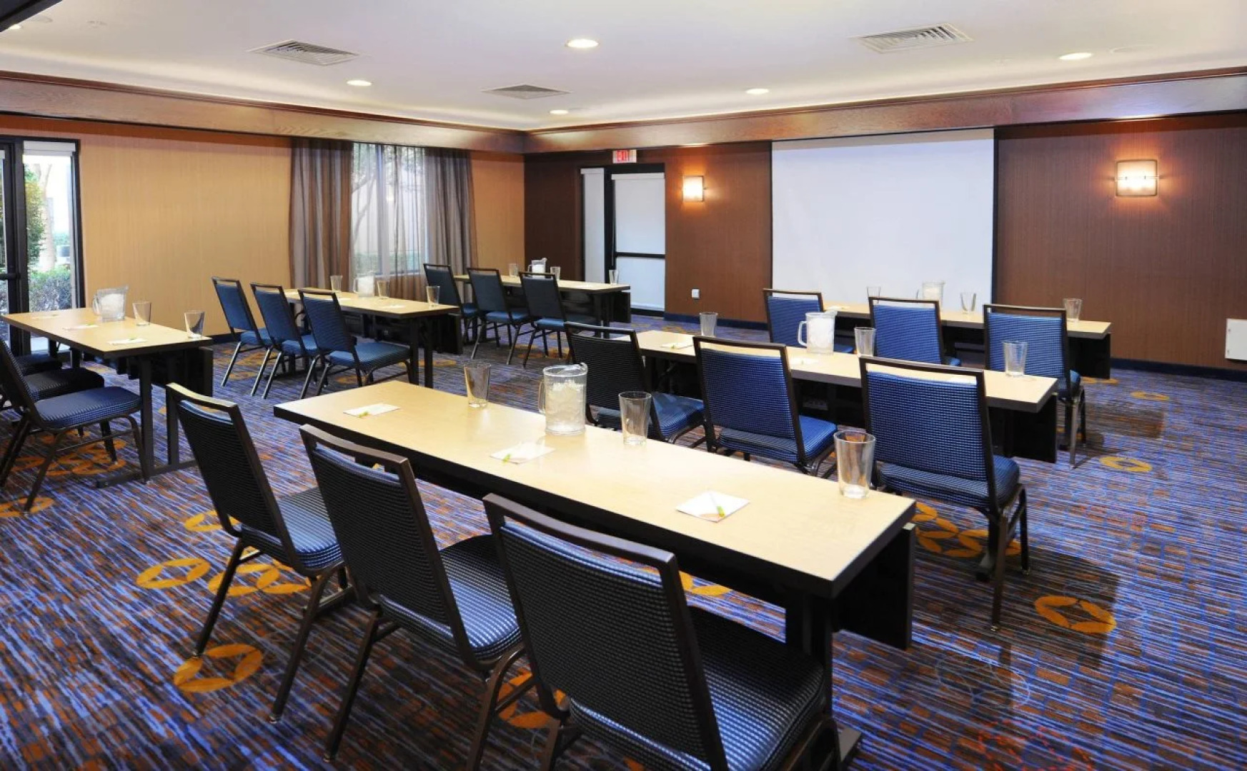 Courtyard by Marriott Dallas Plano in Legacy Park