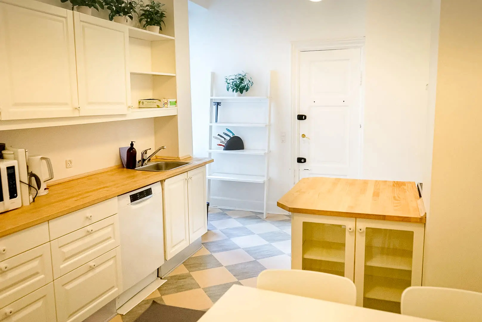 ★185m2 NEW Apartment, City centre, next to Tivoli★