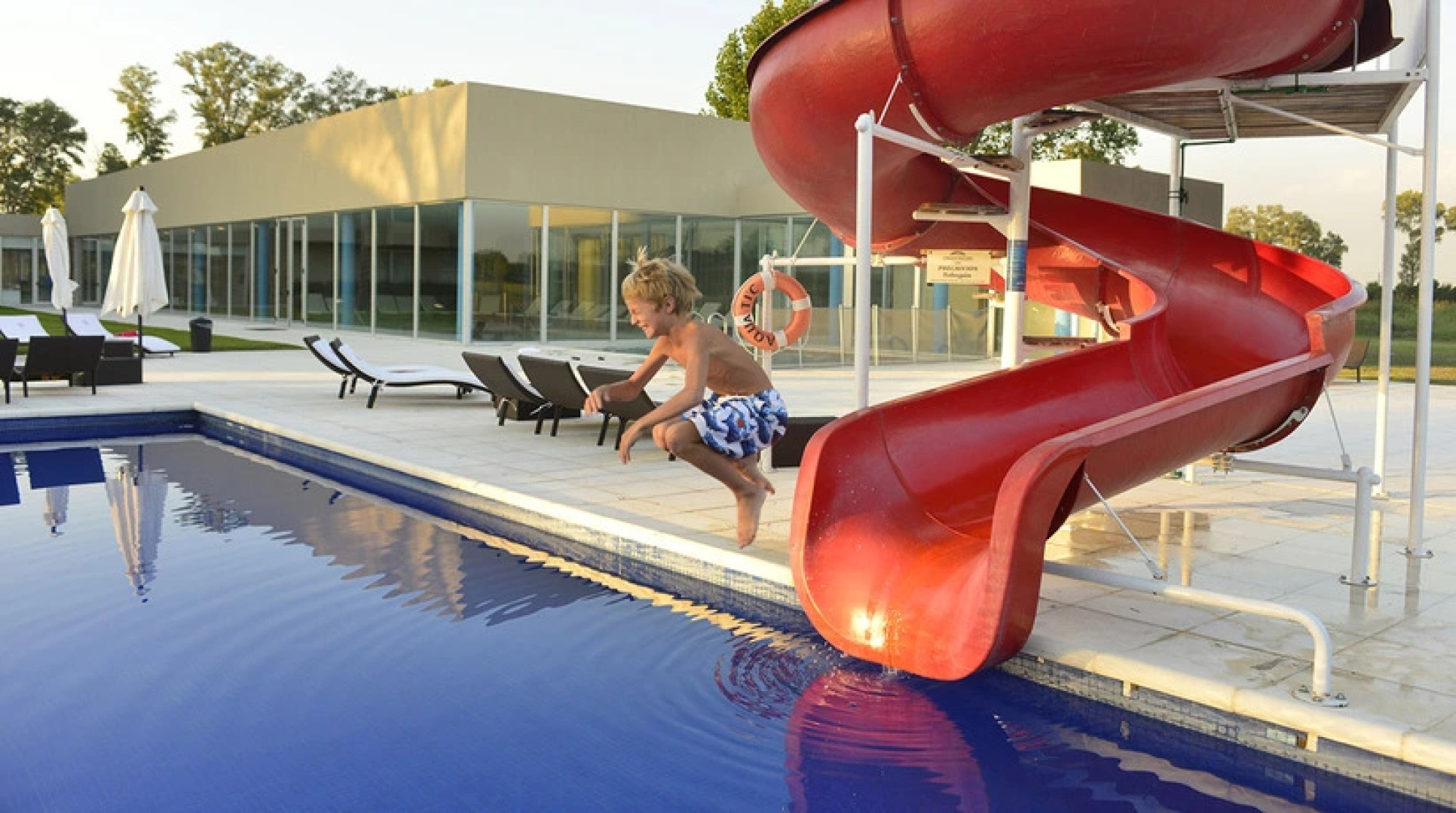 Howard Johnson Resort Spa and Convention Center Lujan