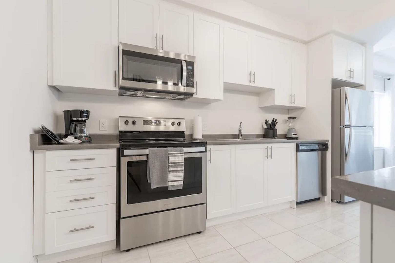 Luxurious Brand New Four Bedroom Townhouse