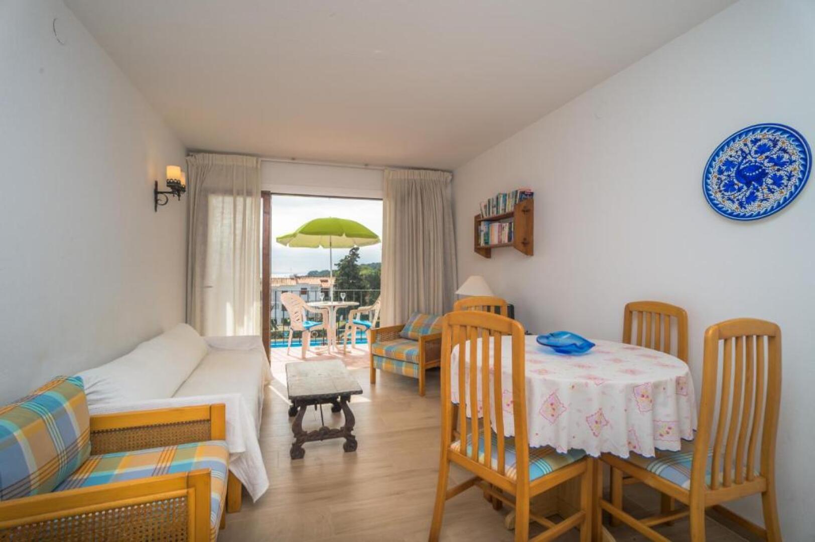 M-1 Calella De Palafrugell 4 Pax