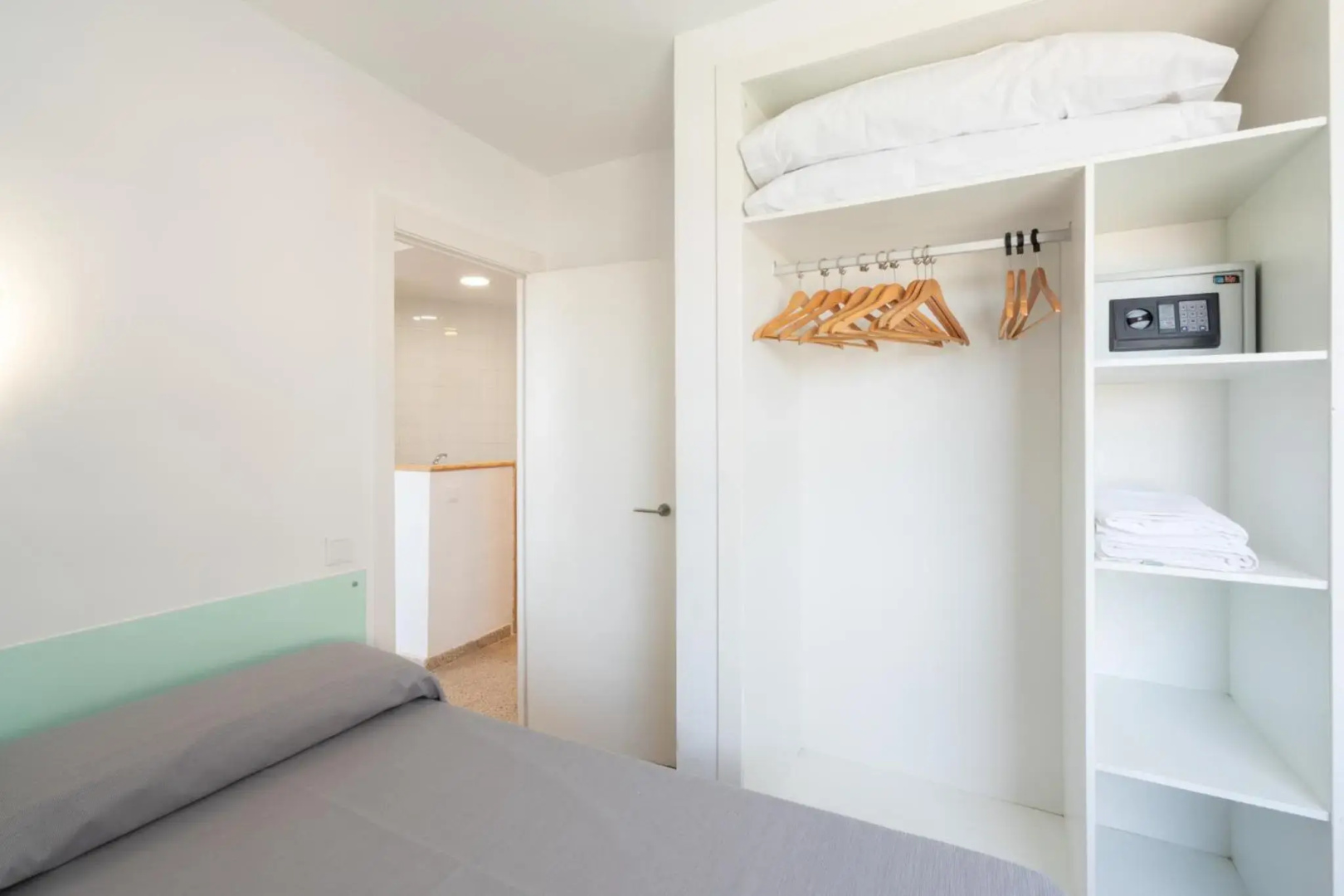 Magaluf Playa Apartments - Adults Only