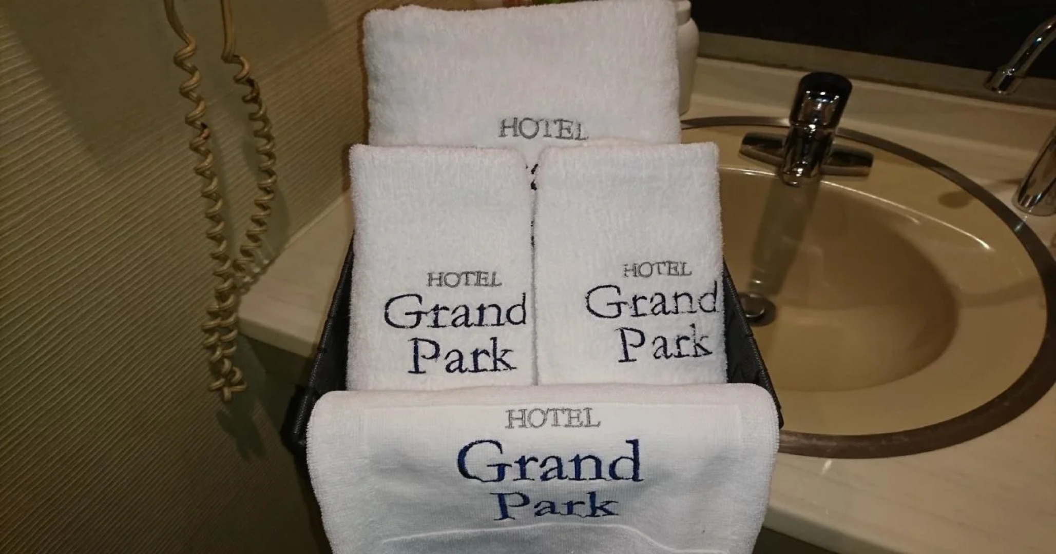 Grand Park (Adult Only)