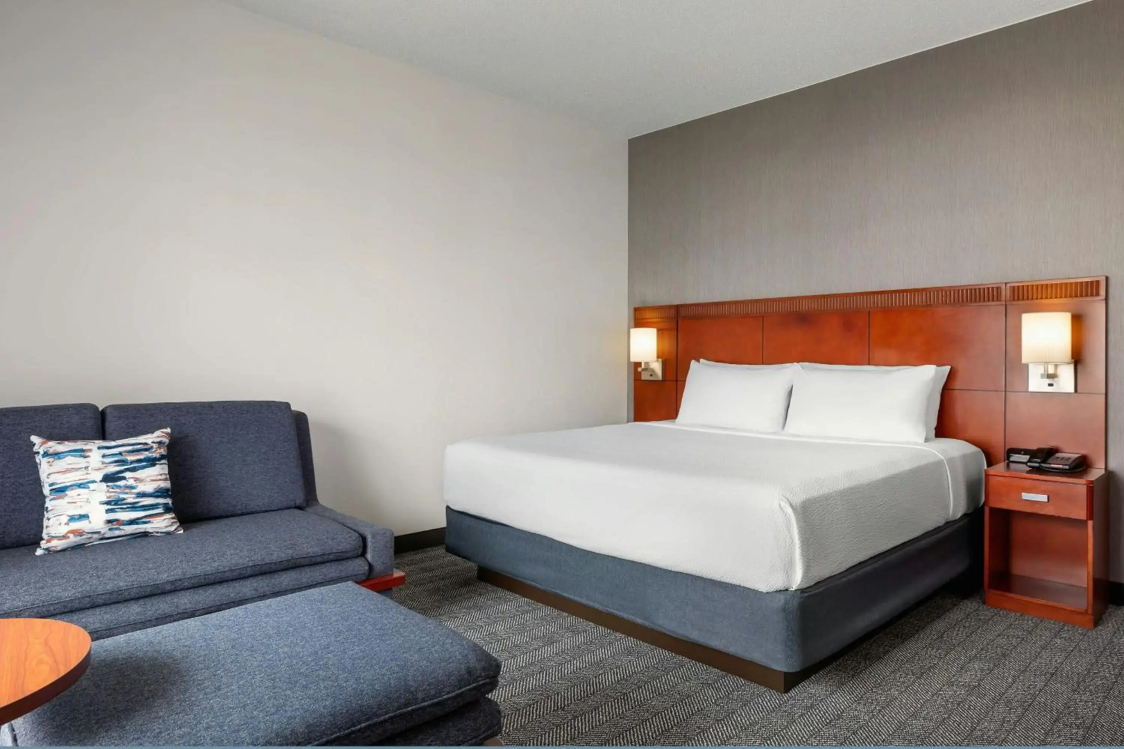 Courtyard by Marriott Minneapolis-St. Paul Airport