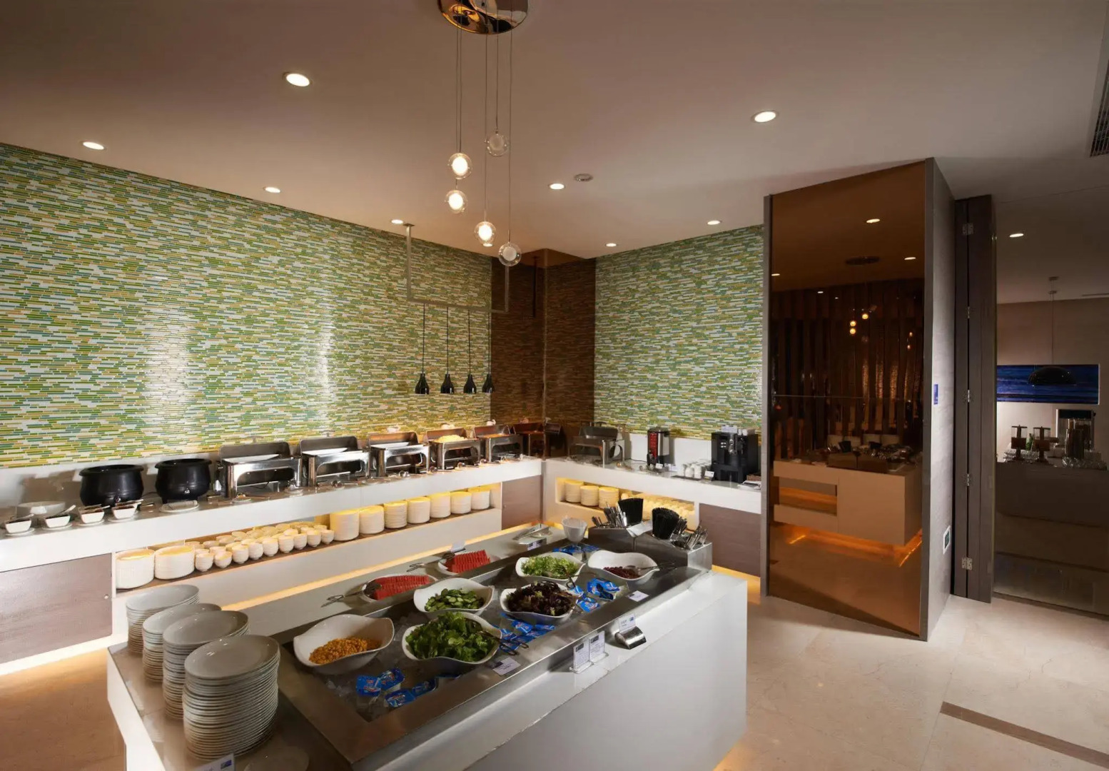 Holiday Inn Express Luoyang City Center by IHG