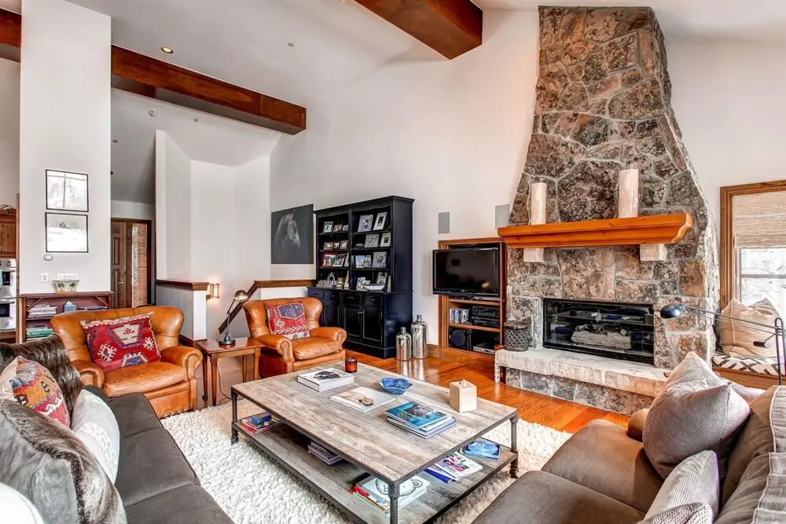 Villa Montane by East West Hospitality
