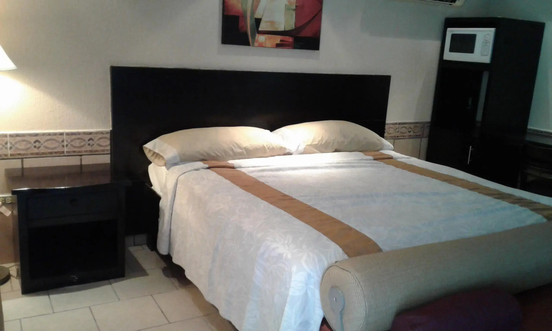 Hotel Mirage Express