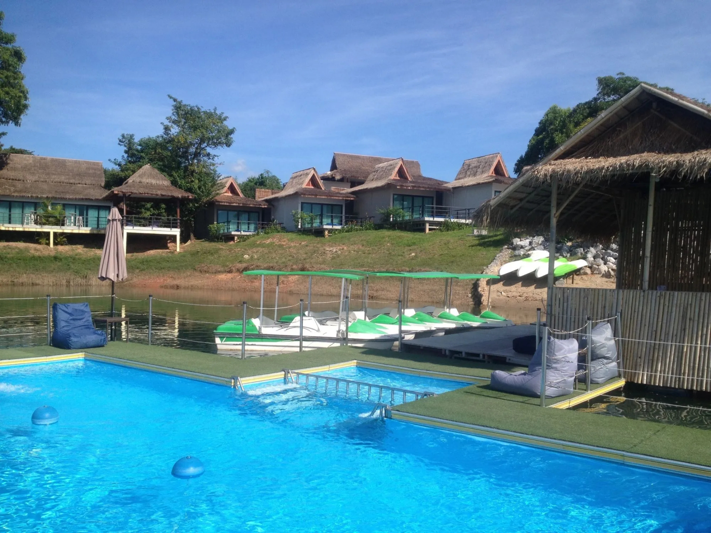 Sanctuary Nam Ngum Beach Resort