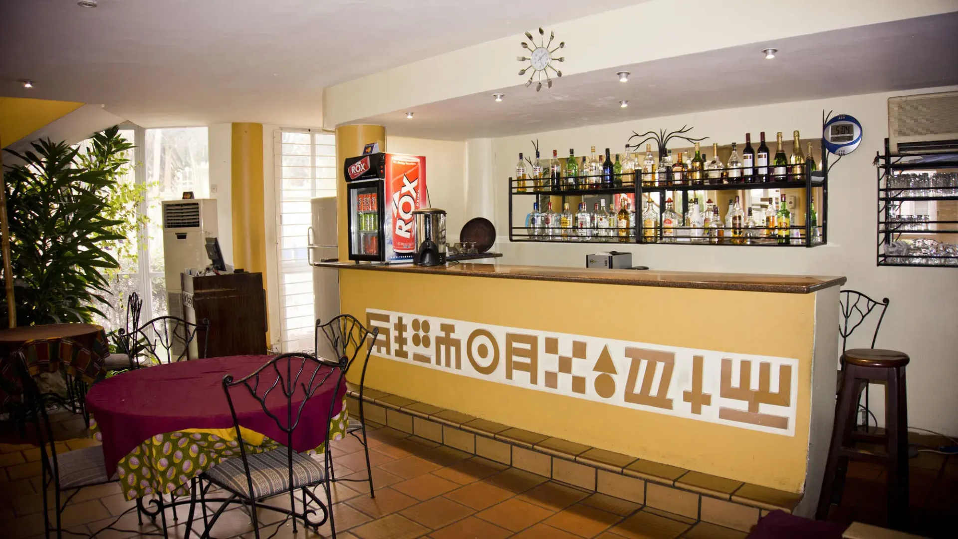 Crown Apartamento Hotel