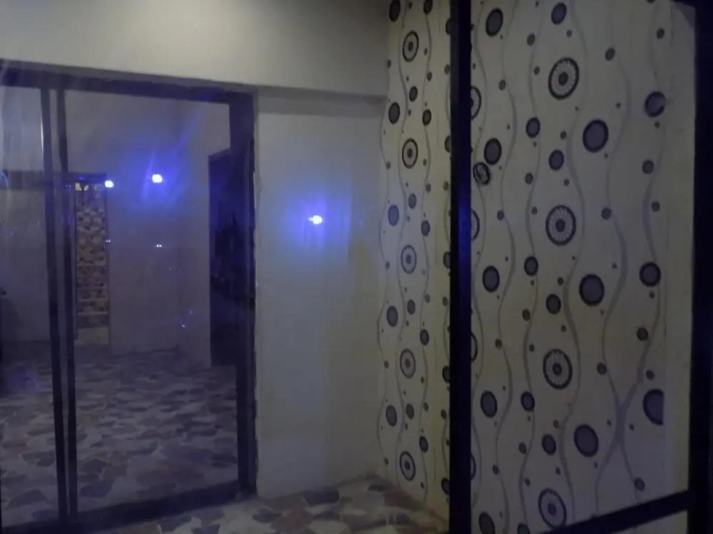 Posh Apartments Bussiness Hotel