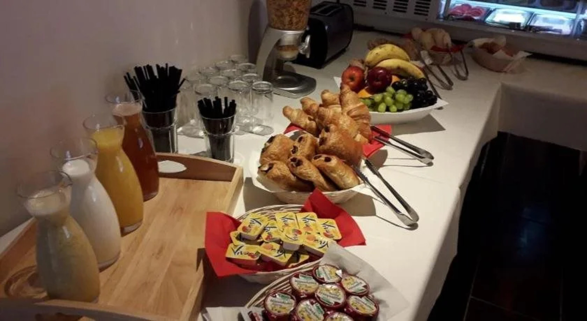 Hotel & Restaurant The Nest