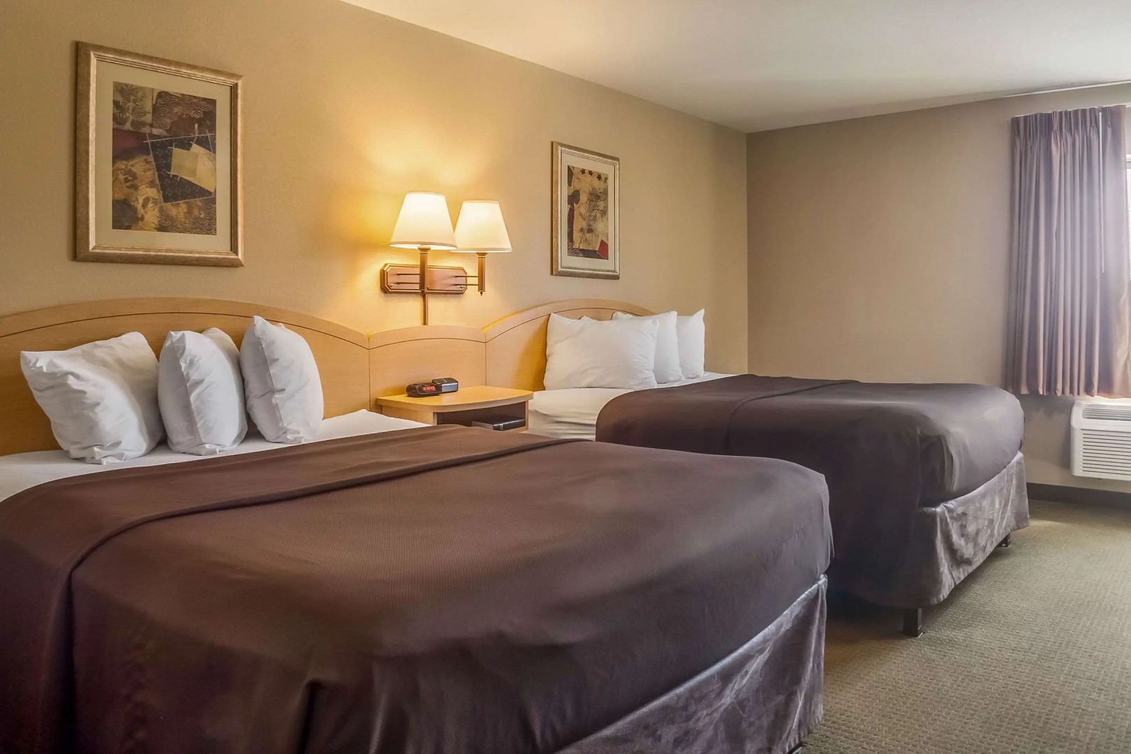 Suburban Studios Triadelphia - Wheeling at The Highlands