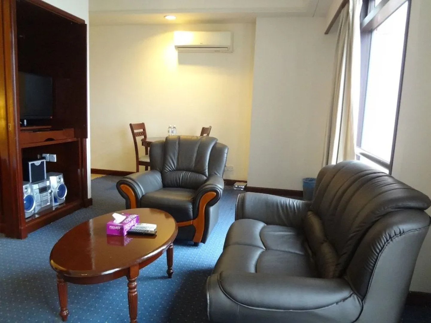 Times Apartment Suites at Times Square