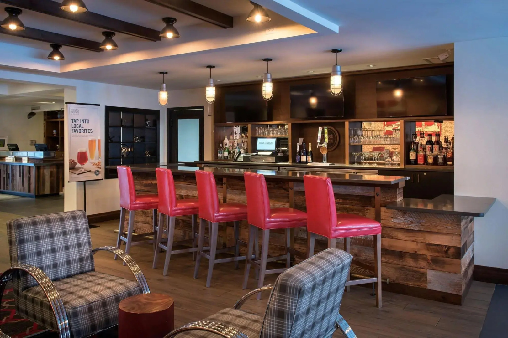 The Crossroads Hotel, Newburgh