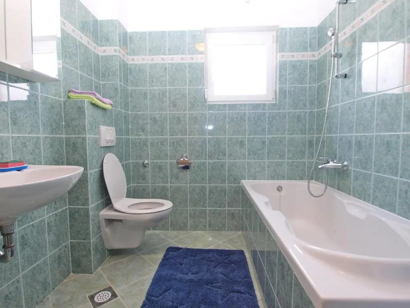 Apartments Antun 1237