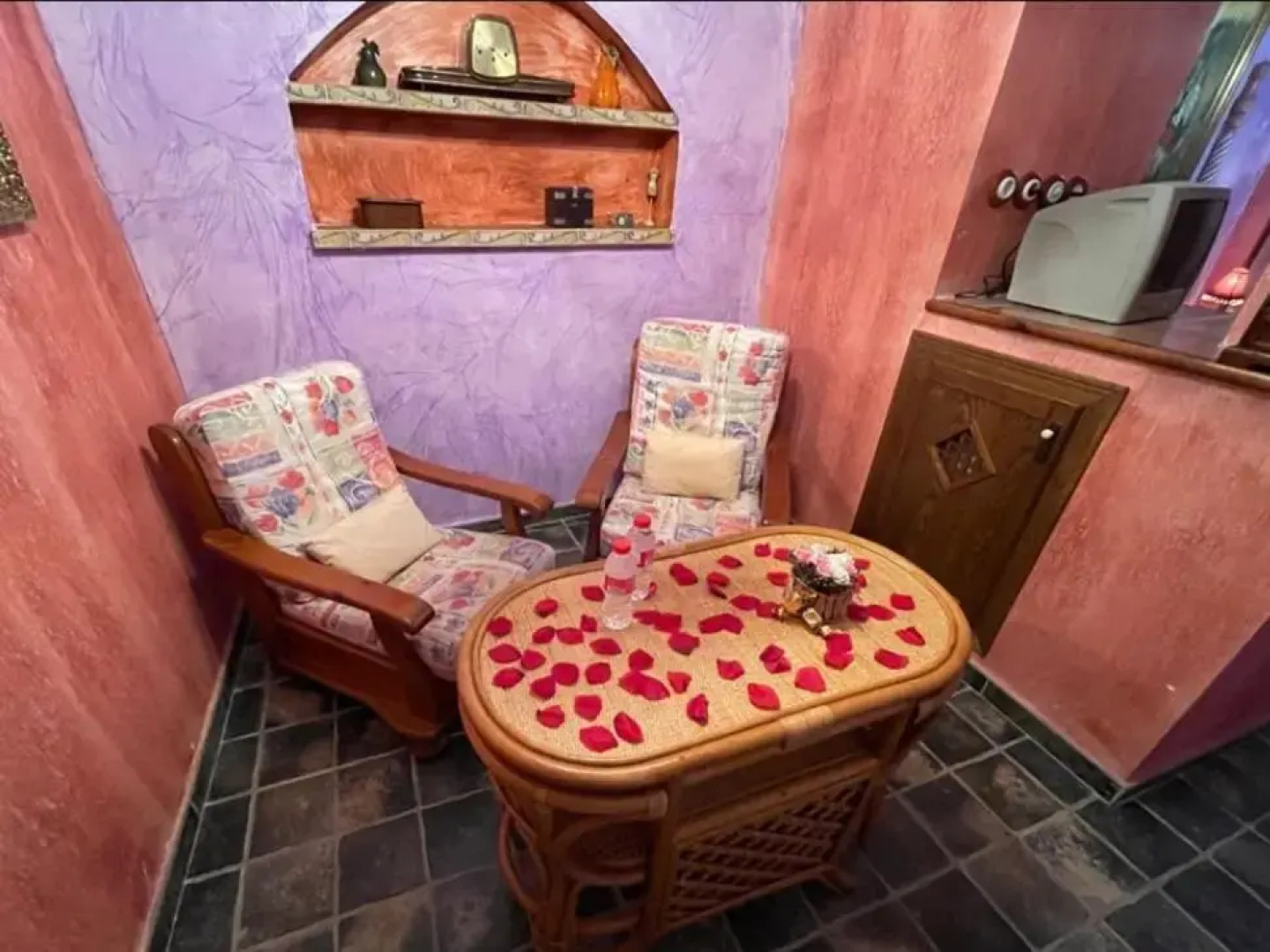 A la Sombra de la Torre