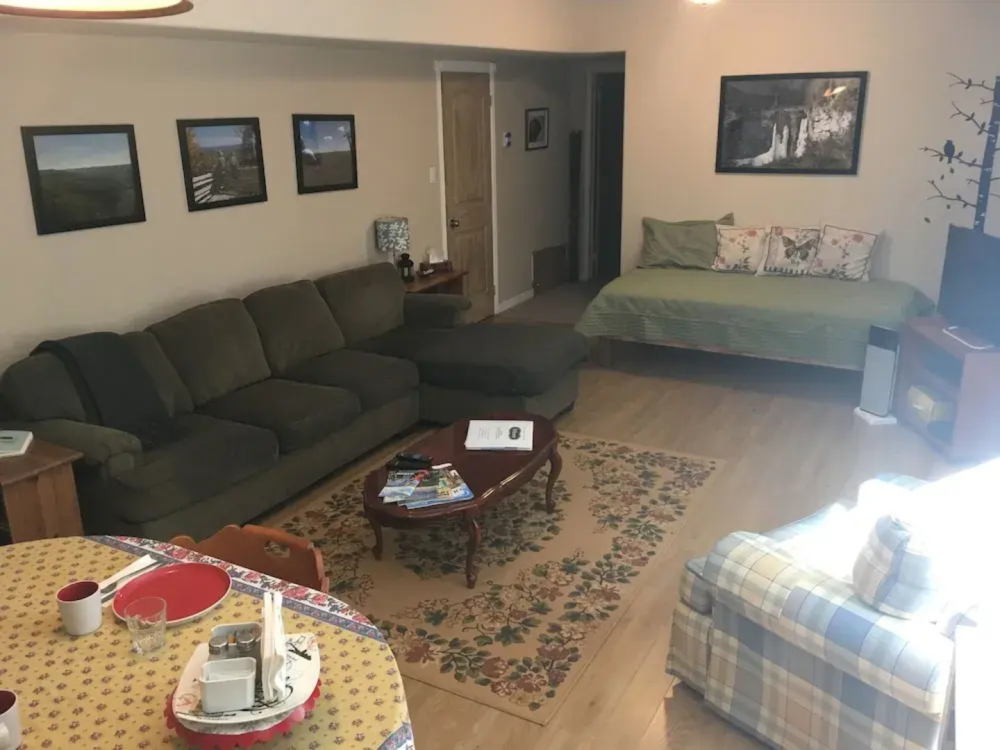 The Treehouse Bed & Breakfast