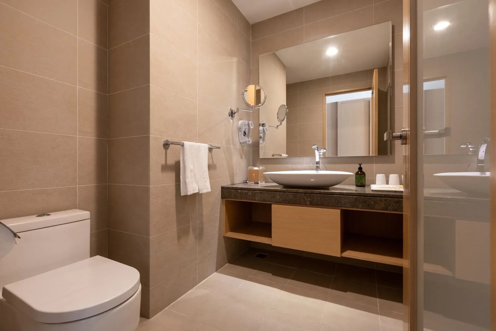 Lakeshore Hotel Hualien