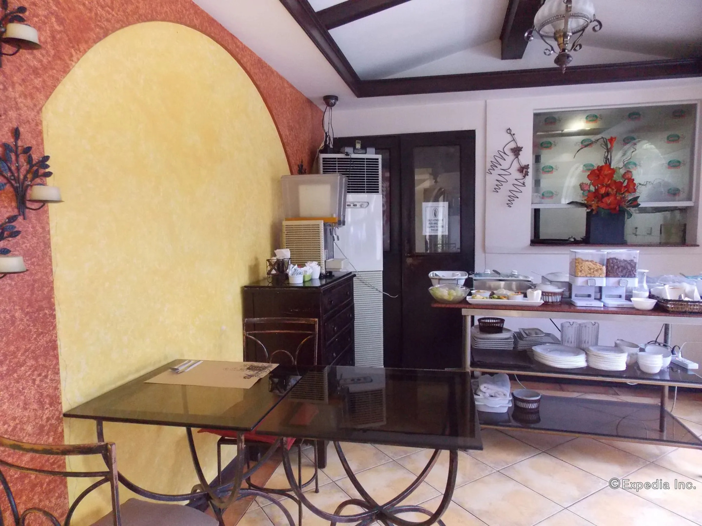 The Suites at Calle Nueva