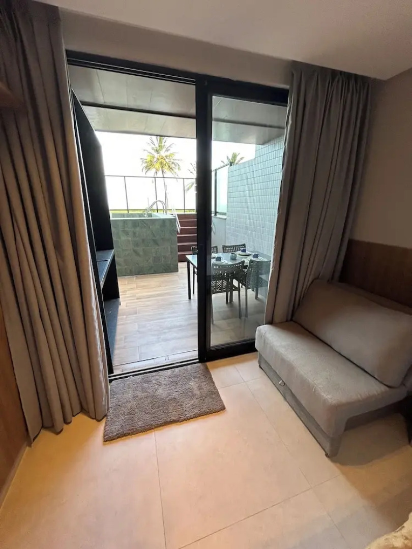 Melhores Flats - Piscina privativa