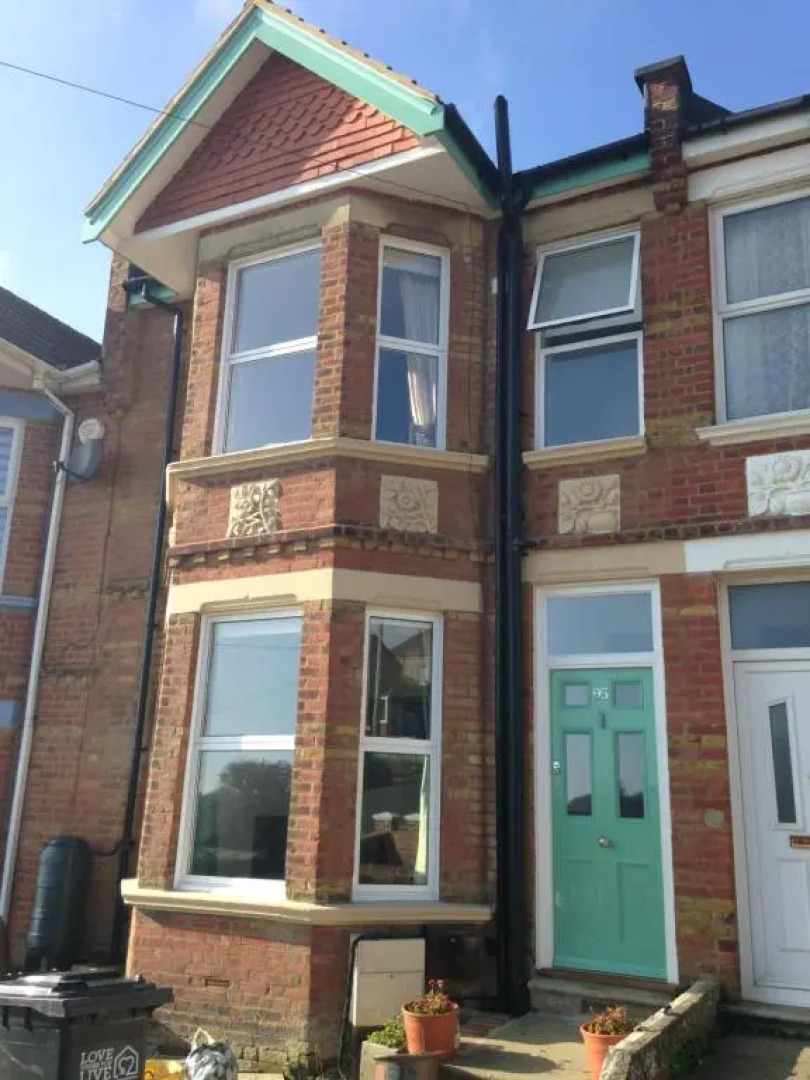 Large Sunny King-Size En-Suite