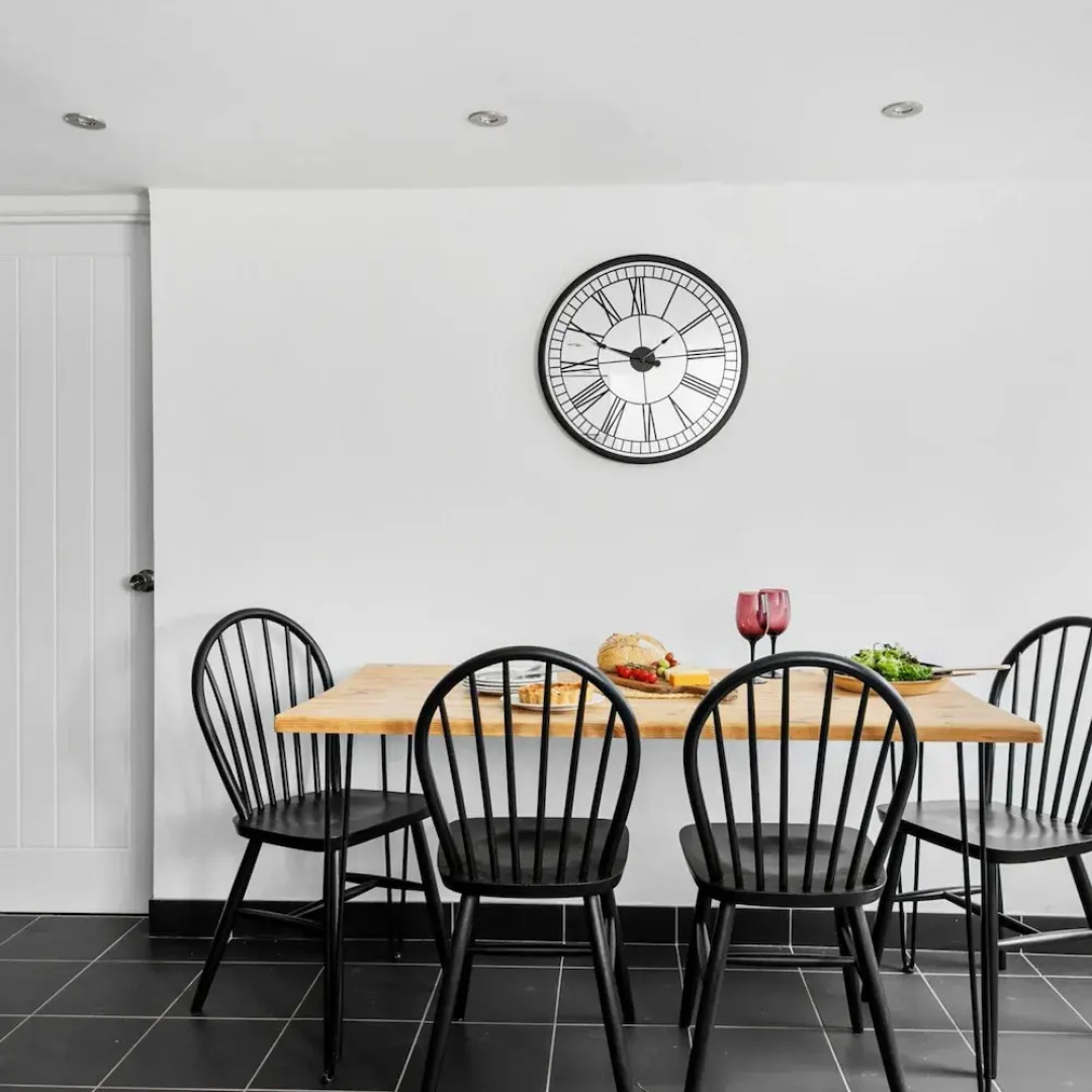 Coombe Bank in Teignmouth