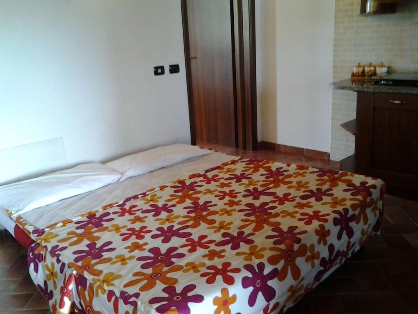 Mimosa Apartment in a No Kids Farm House