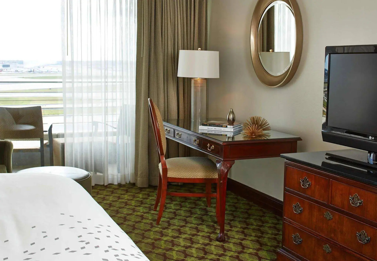 Renaissance Concourse Atlanta Airport Hotel