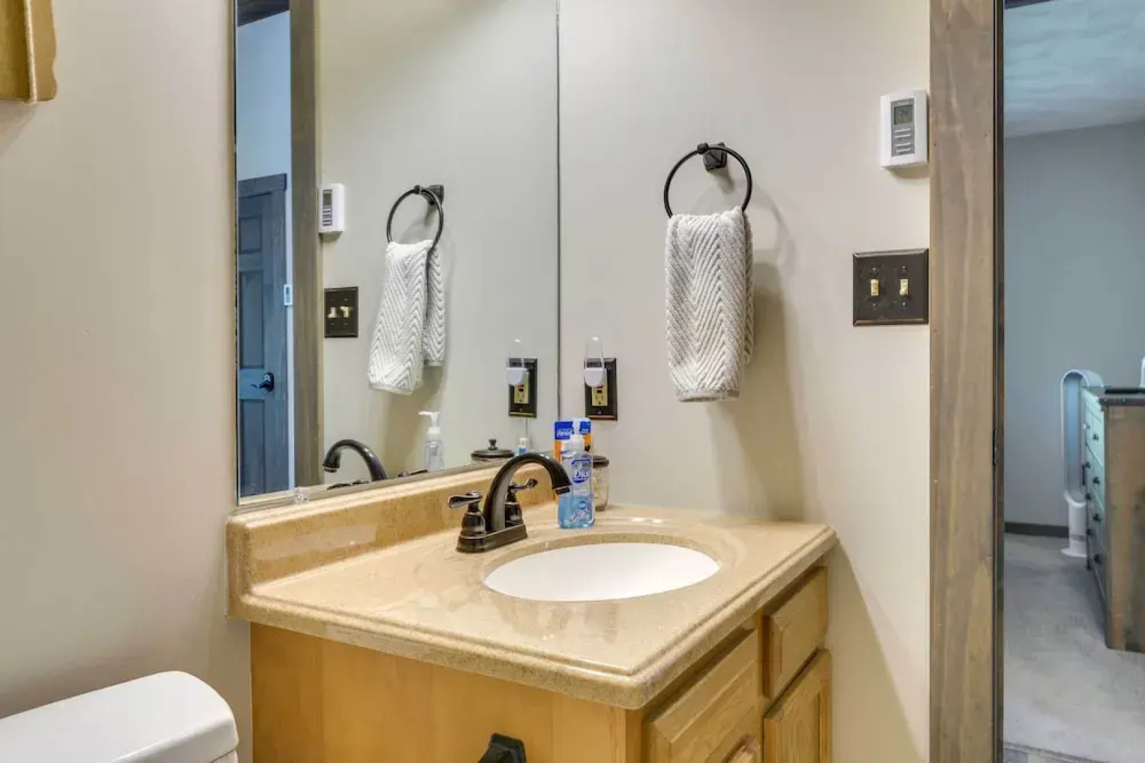 Somerset Townhome w/ Deck < 2 Mi to Ski Lift!