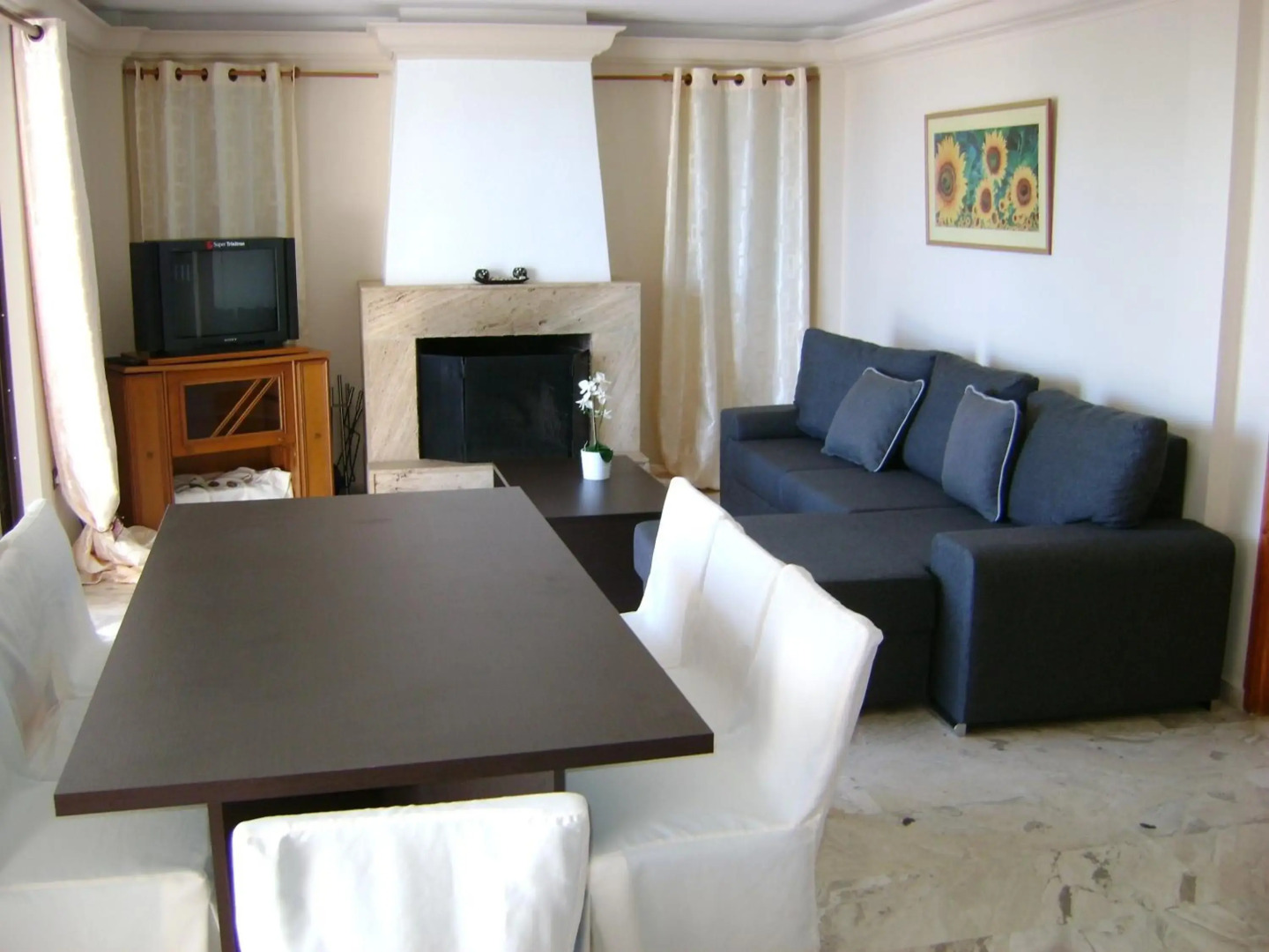 Viaros Hotel Apartments