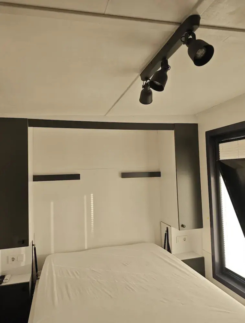 Ti̇ny Mi̇ni̇ House