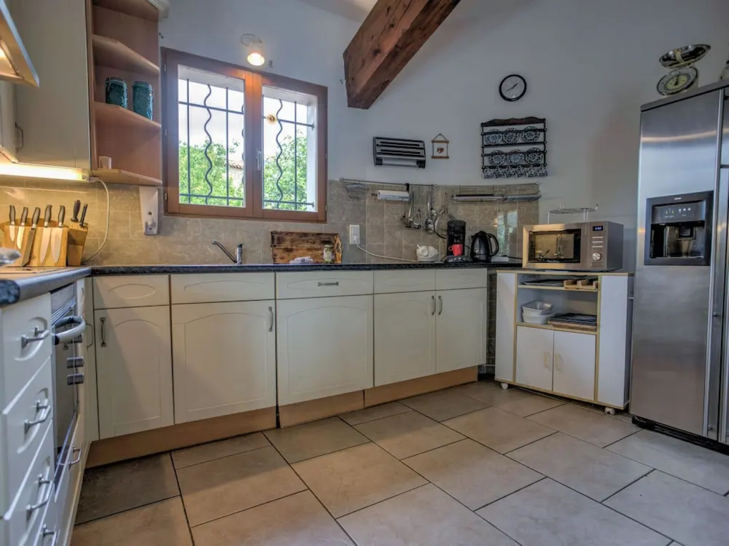 Lively Villa in Félines-minervois With Pool