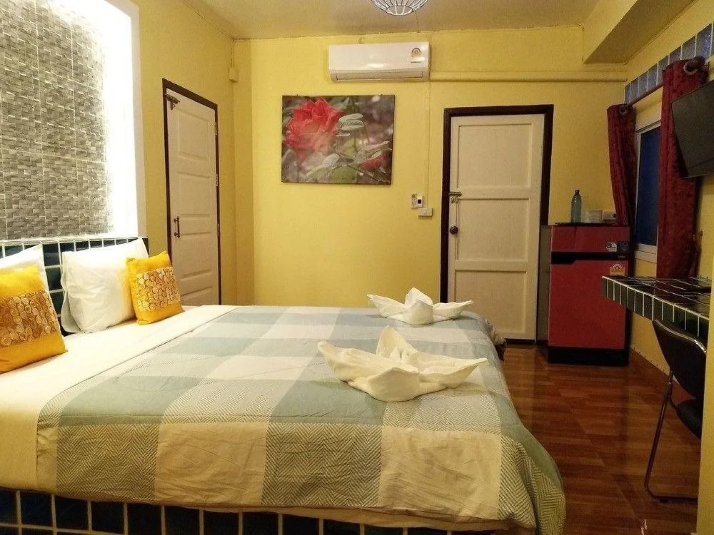 Baan Sai Thong Hotel