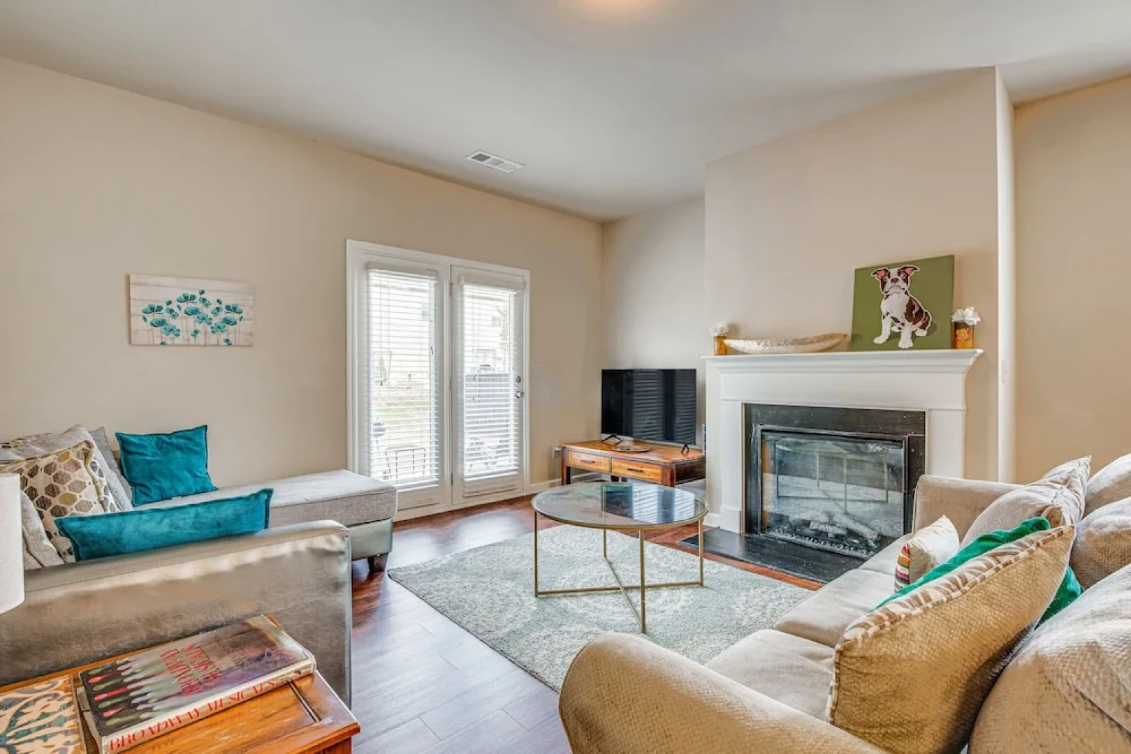 Spacious Atlanta Home w/ Yard & Charcoal Grill!