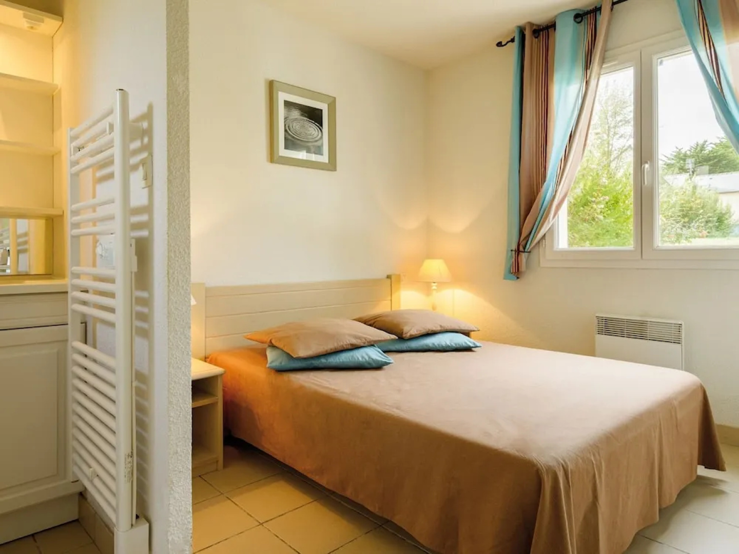 Cozy Breton Holiday Home Near the bay of Douarnenez
