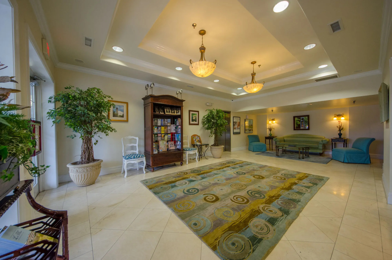 La Mer Beachfront Resort