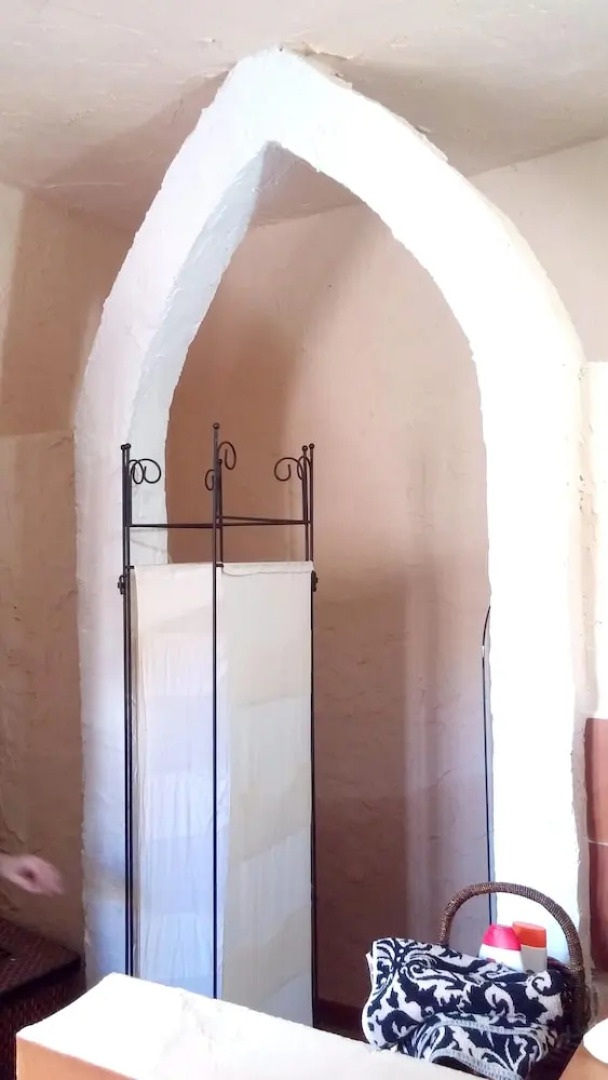 House With 2 Bedrooms in Bernuy, With Furnished Garden