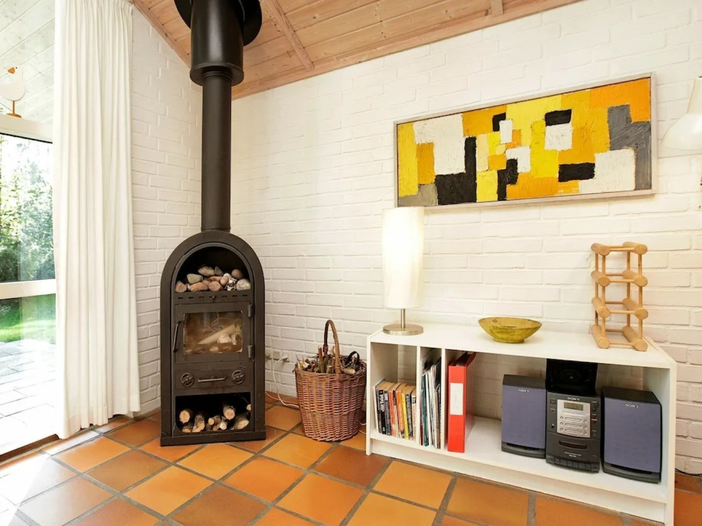 Magnificent Holiday Home in Humble With Sauna