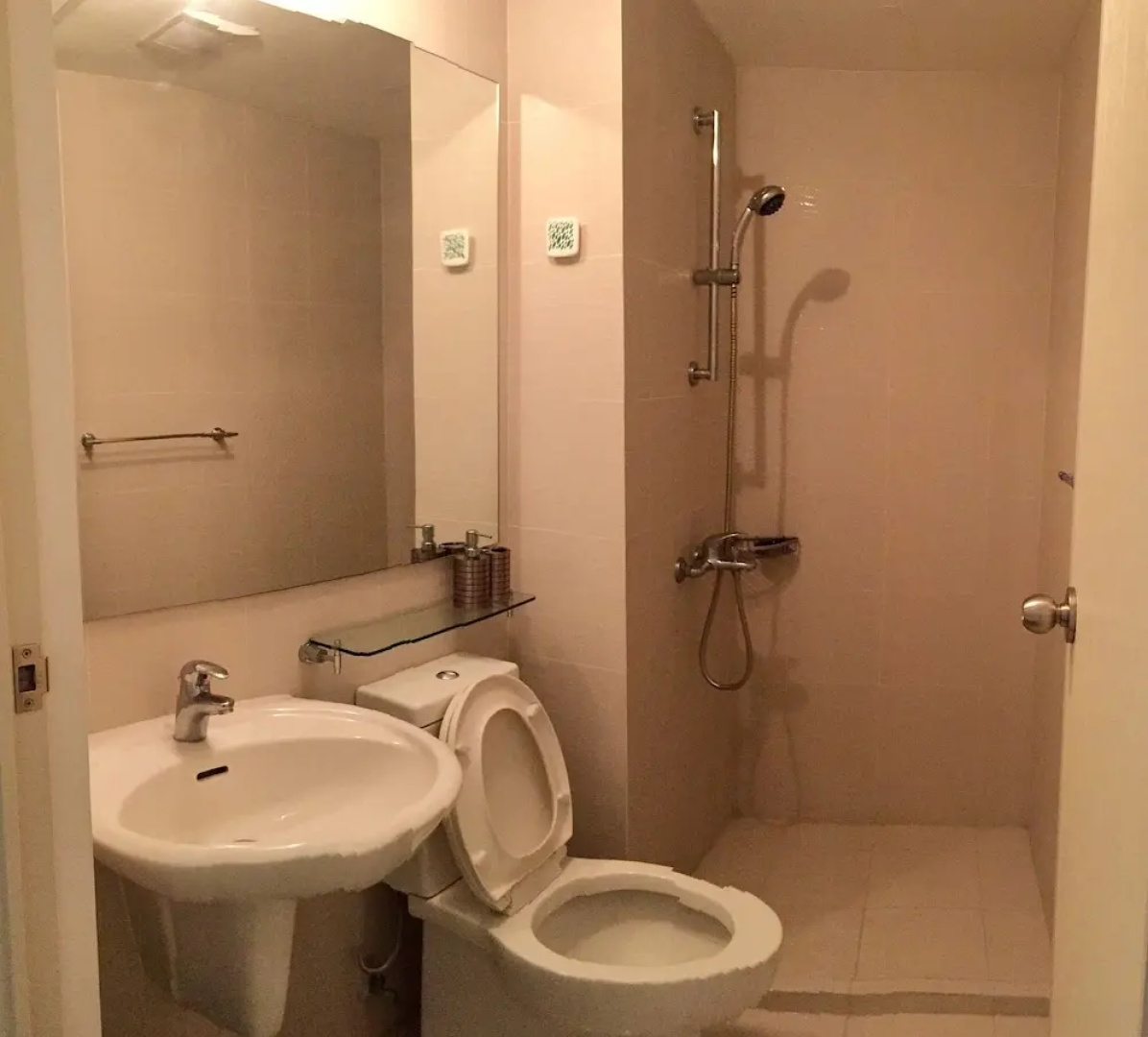 Azure Urban Resort And Residences
